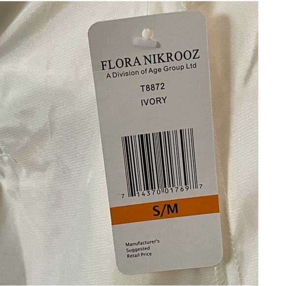 Vintage Flora Nikrooz White Satin Robe Size Small Flutter Sleeve Maxi Lingerie - Picture 4 of 8